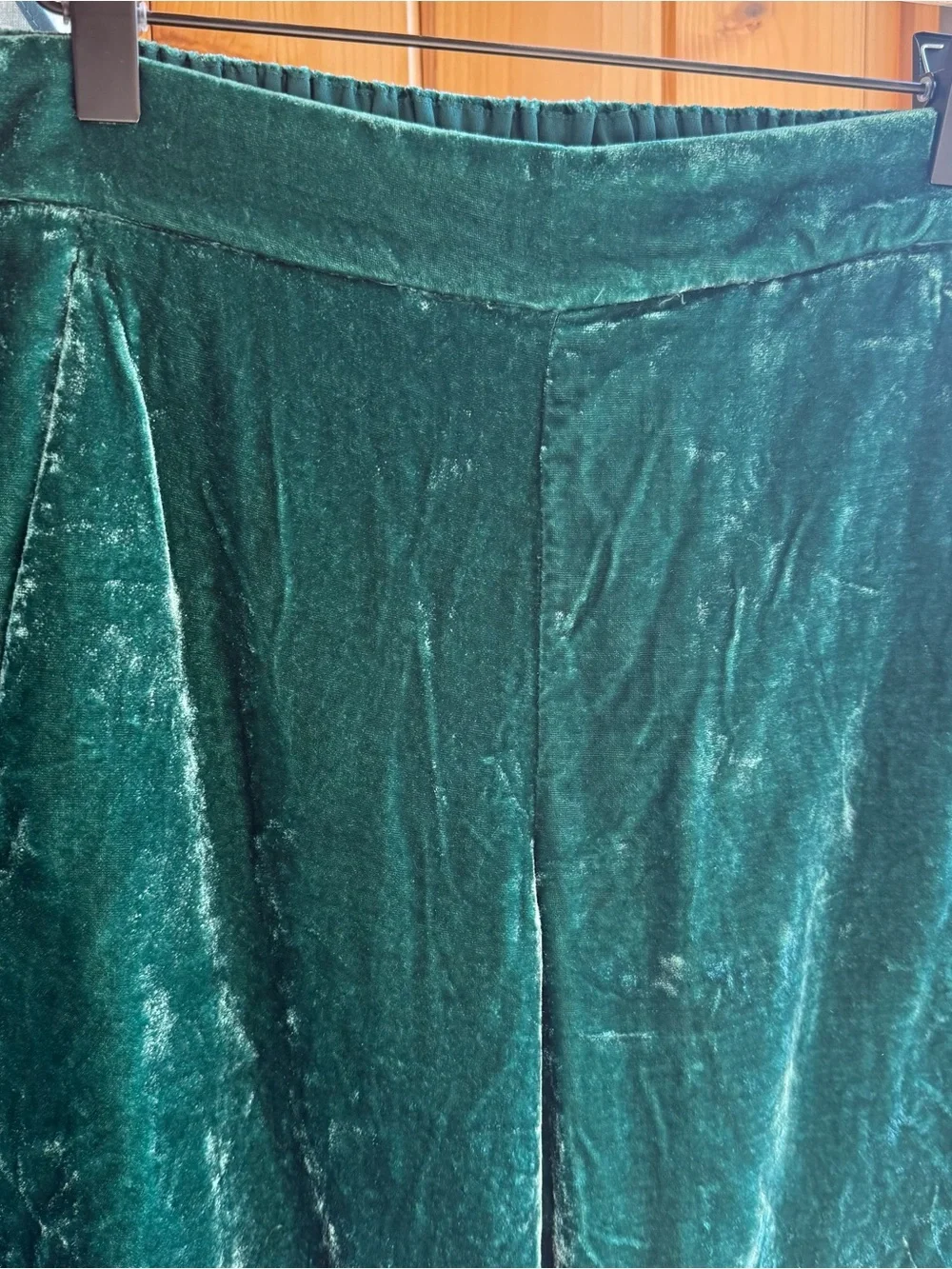 XS J. Crew Green Velvet Pants w/Stretchy Waist + Pockets